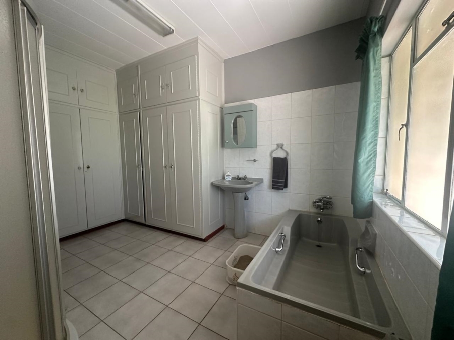 4 Bedroom Property for Sale in Boschfontein A H North West